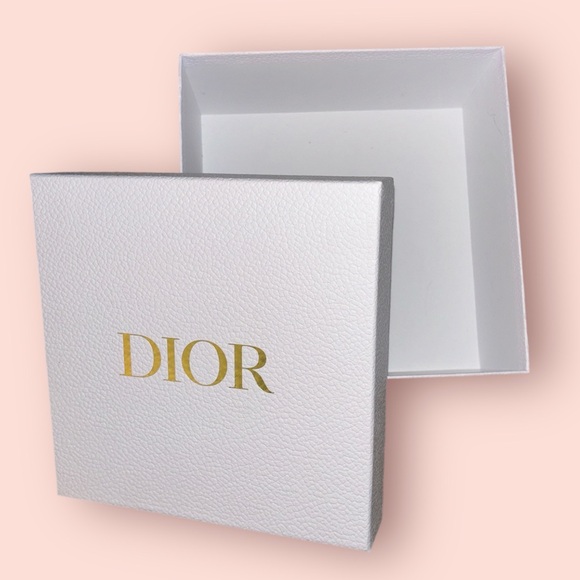 Dior | Classic Medium White Gift Box with Gold Lettering | 8.5 x 8.5 x 5” - Picture 1 of 2